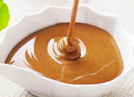 在芝麻醬中加入花生醬是假的嗎？看完就明白了。